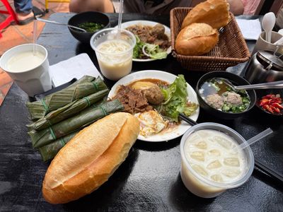 BANH MI XIU MAI 47