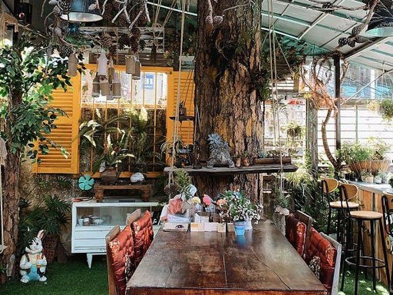 Cafe Lặng Art