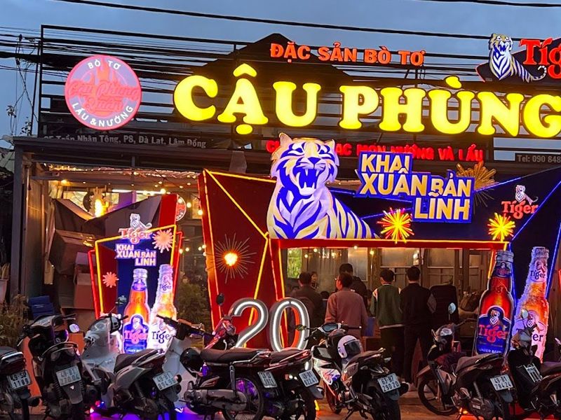 Cậu Phùng Quán - Bò nướng và Lẩu bò