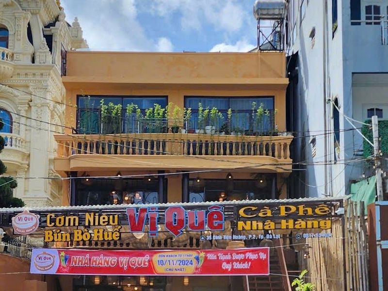 Cơm Niêu Vị Quê