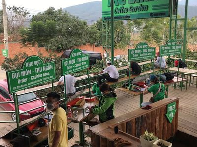 Mê Linh Coffee Garden