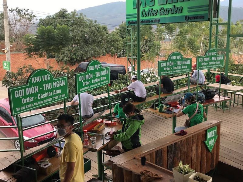 Mê Linh Coffee Garden